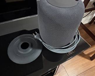 Apple HomePod Gen 2 smart Speaker