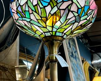 Tiffany-Style Floor Lamp