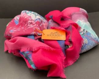 Hermes Shawl
