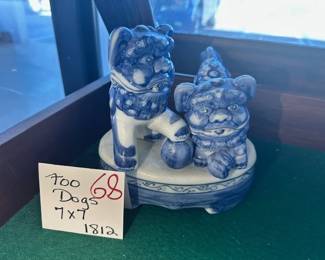 Foo Dogs