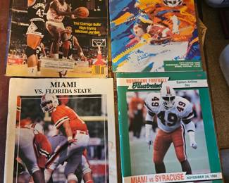 Lots of sports magazine collectibles