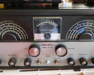 HALLICRAFTERS MODEL SX-99 SHORT WAVE RECEIVER