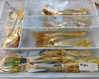 GOLD PLATED FLATWARE
