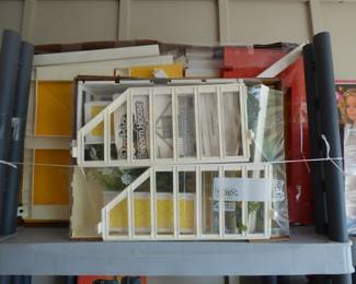 VINTAGE BARBIE DREAMHOUSE