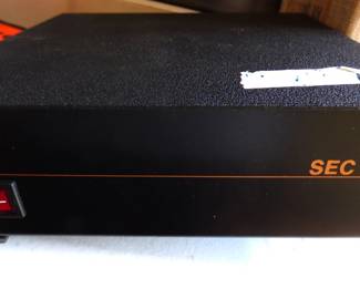 SAMLEX SEC-1223 SWITCHING POWER SUPPLY