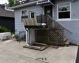 890Back Yard