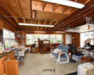 715Garage