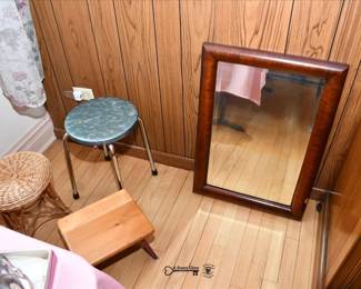 192Dining Room