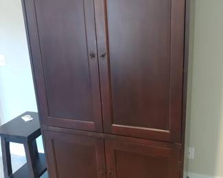 Armoire/ TV cabinet