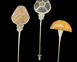 Dover tone pins with stone