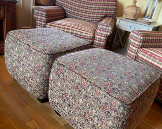 $140 Pair of upholstered ottomans. 20"w x 20"d x 18"h
