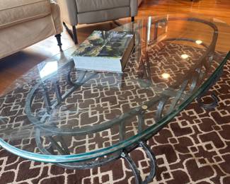 Another photo of coffee table.