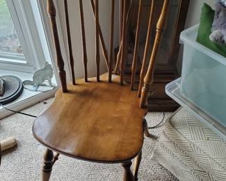(1) of two Windsor chairs 