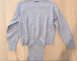 Fashion Brand Ribbed Knit Sweater