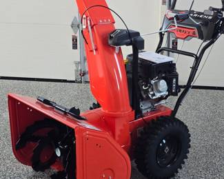 Ariens Deluxe SHO Snow Blower