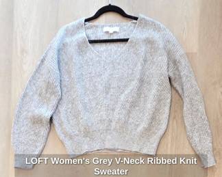 LOFT Womens Grey VNeck Ribbed Knit Sweater