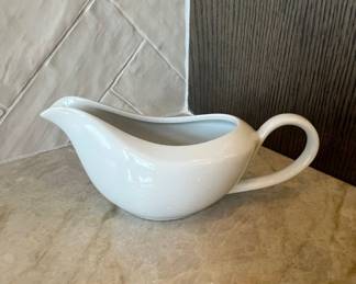 Palate Plate White Porcelain Gravy Boat
