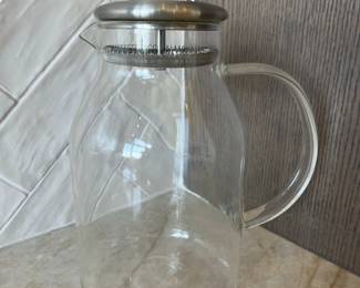 Glass Pitcher with Stainless Steel Lid and Infuser