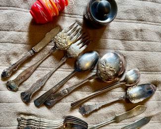 Georg Jensen trinket box, various silver and silverplate