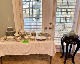 Haviland Antoinette dishes set