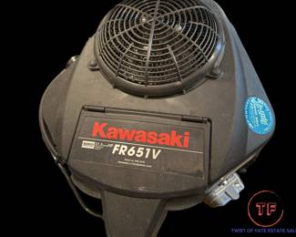 HUSTLER Raptor Limited 42” Riding Lawnmower