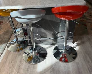 ELAMA Retro Adjustable Bar Stools