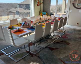 CALLIGARIS Dining Room Table with Cantilever White Leather Chairs