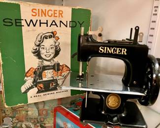 Singer Sewhandy with original box 