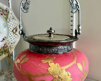 Mt. Washington biscuit barrel