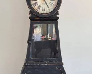 Mantle clock