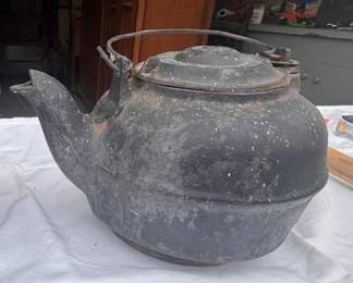 Cast iron kettle