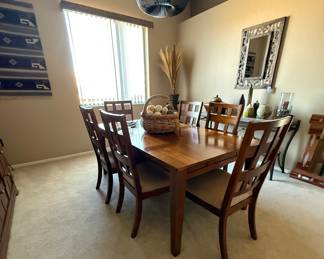 Dining Table 6 chairs