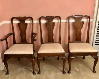 Set of 6 Queen Anne Style Dining Chairs