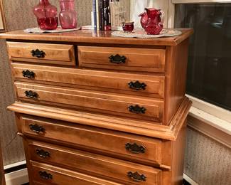 Very nice Ethan Allen high boy dresser