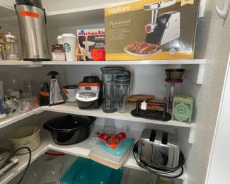 Ninja Blender, with the Kitchen Aid ice shaver, teal outdoor serveware and deviled egg Tupperware - party waiting to happen. Perhaps just fill the large coffee keeper to ponder the opportunities!