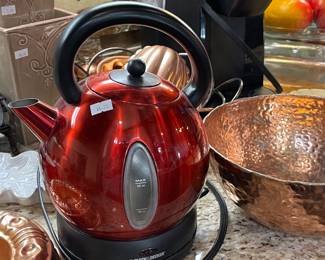 Electric kettle and Kurig for your morning beverage