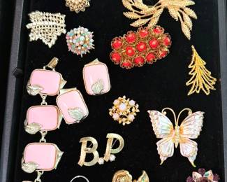 Costume jewelry