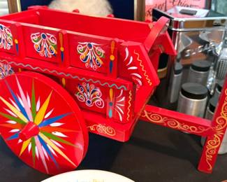 Costa Rican painted cart