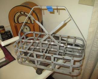 Vintage Alum. Milk Bottle Caddy