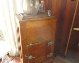 1900's Antique Oak Ice Box
