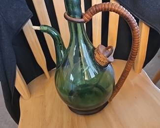 Wine Carafe with Ice Holder Insert