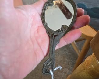 VTG Purse Mirror with Lady (Metal, maybe Pewter but not sure)