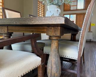 I mean just look at the cool rustic wood