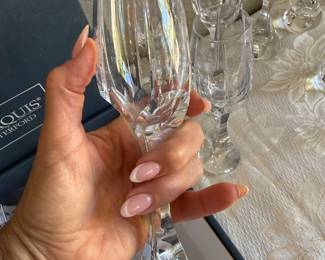 THESE CHAMPAGNE GLASSES ARE INSANE