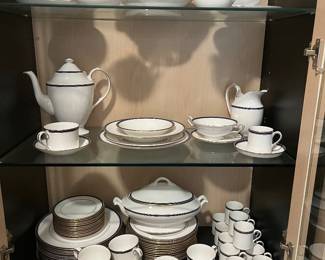 Spode Fine Bone China - England Y8579-S LAUSANNE - 112 PIECES