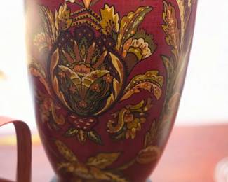 This is the base of a lamp (Gorgeous!)