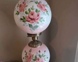 Antique Gone with the Wind Lamp