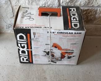 NIB circular saw