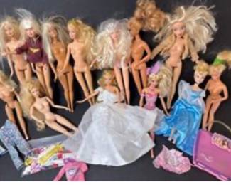 BARBIES GALORE!  Plus accessories