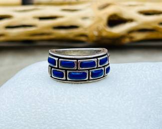 ST Lot #143 - Vintage Sterling Silver with Lapis Lazuli In Brick Pattern Ring, Size 8.5